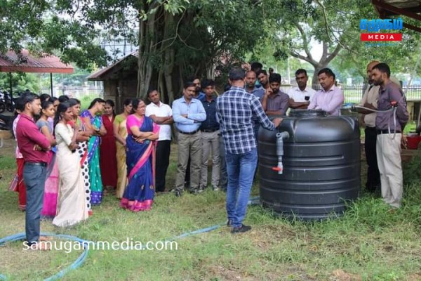 கிளிநொச்சி மாவட்ட செயலகத்தில் உயிர்வாயு தயாரிப்பு செயன்முறை தொடர்பாக விளக்கமளிப்பு..!samugammedia 